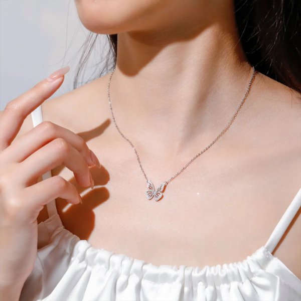 collier papillon pour femmes en argent – Image 3